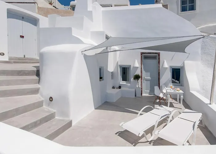 Evmenia Luxury Cave Villa Ía