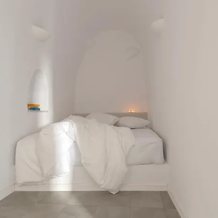 Evmenia Luxury Cave Villa *