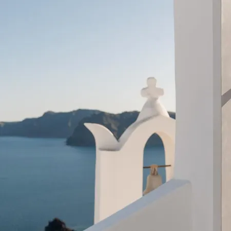 Evmenia Luxury Cave Villa