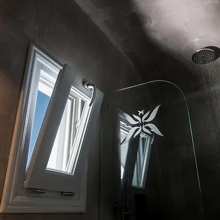 Villa Evmenia Luxury Cave *