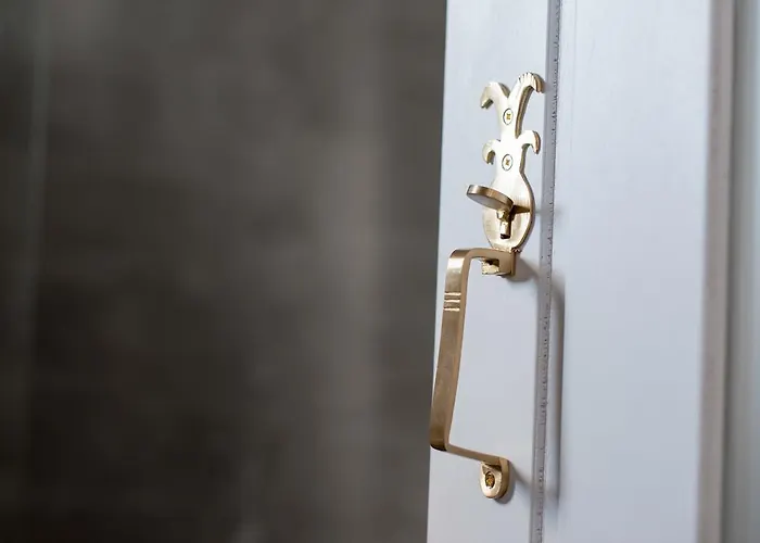 Evmenia Luxury Cave イア